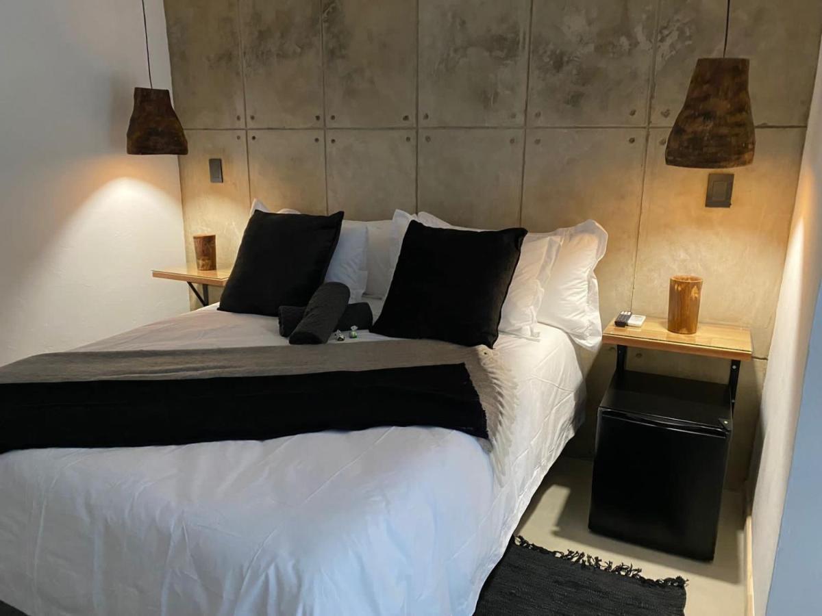 Luxury Upmarket Guesthouse 20 On 4Th Rustenburg Exteriér fotografie
