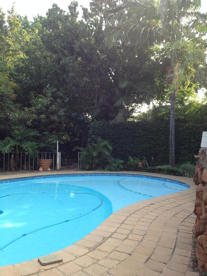 Luxury Upmarket Guesthouse 20 On 4Th Rustenburg Exteriér fotografie