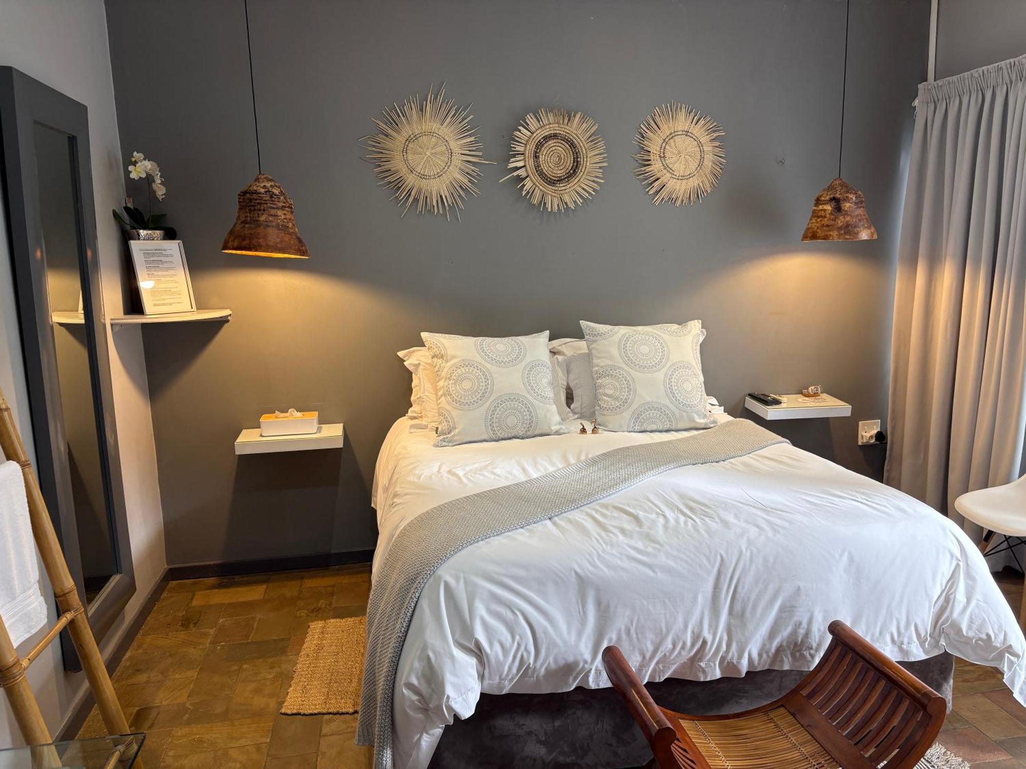 Luxury Upmarket Guesthouse 20 On 4Th Rustenburg Exteriér fotografie